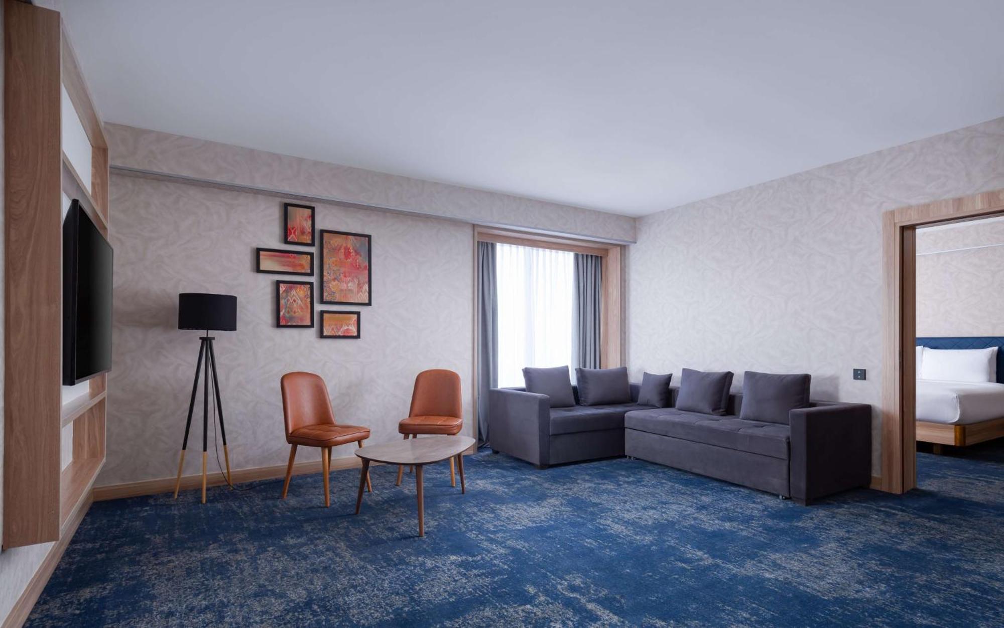 Hilton Garden Inn Σαμαρκάνδη Εξωτερικό φωτογραφία