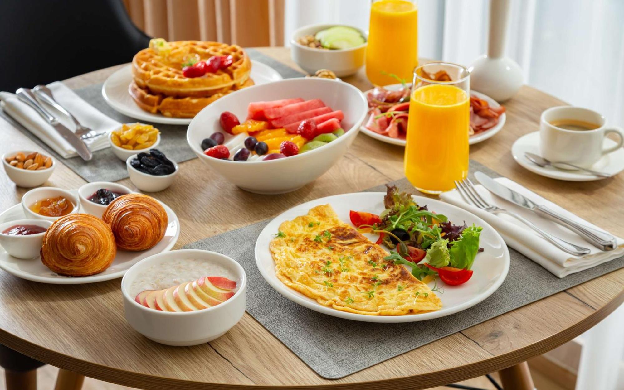 Hilton Garden Inn Σαμαρκάνδη Εξωτερικό φωτογραφία